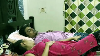 Desi chudai ki husband wife sex video