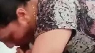 Sexy Tamil aunty ki blowjob xxx video