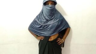 Muslim padosan ki mast chudai ki xxx clips