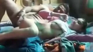 Desi ladki ki chut chudai ki porn video