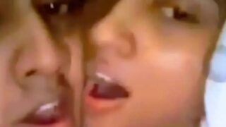 Tiktok star Nisha Gurgain ki leaked Hindi chudai mms video