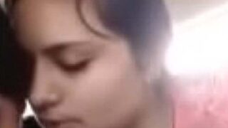 Sexy desi girl ke sath car mein sex