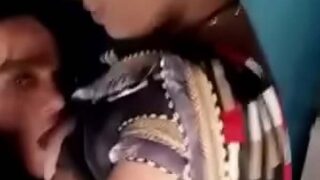 Horny bhabhi ki boobs sucking video