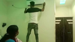 AC mechanic aur juicy bhabhi ki chudai video