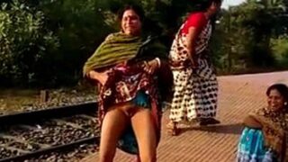 Sexy Chhinal ki dehati MMS Video