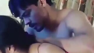 Desi couple ki hot romance clip