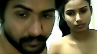 Horny Indian girl ki webcam porn clip