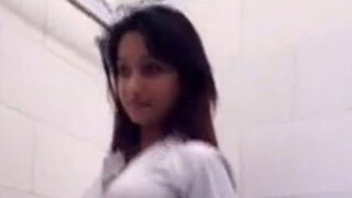 College girl ki hot bathroom nude video