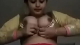 Hot bhabhi ki big boobs video selfie