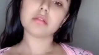 Sexy Bhojpuri actress Priyanka Pandit ki mms video