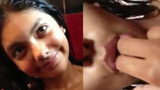 Cute Indian girl ki Fingering Clips