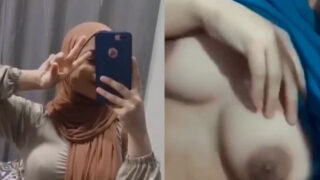 Muslim girl ki desi boobs ki naked selfie