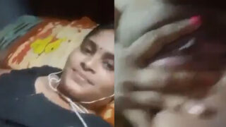 Sexy desi bhabhi ki leak fingering video