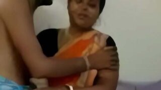 Marathi bhabhi hot desi sex ka maza leti hui